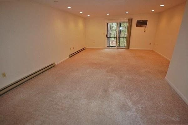 1st image of 95 Highwood Dr