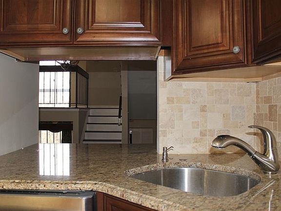 More Kitchen Features