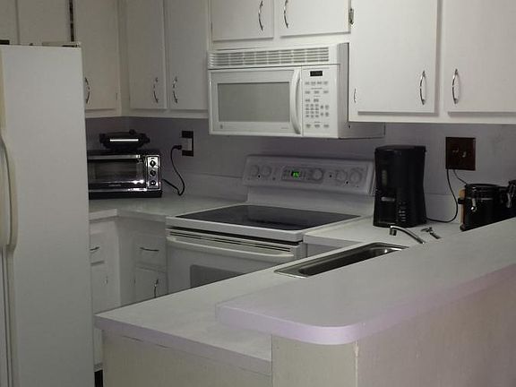 4th image of 8540 NW 6th Ln APT 104