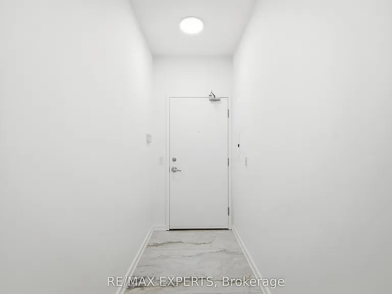 208 Queens Quay W #2211 — Photo 5