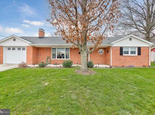 89 W Pine St, Palmyra, PA 17078