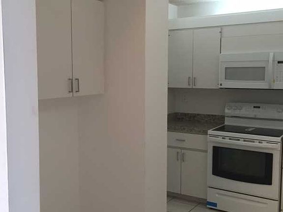4th image of 6450 Collins Ave APT 407