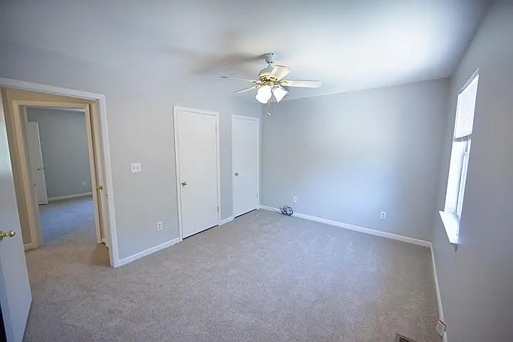 2 bed, 1.5 bath, 1030 sqft, $1,450 — Photo 2