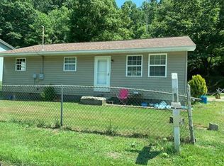 249 S Burglar Holw, West Van Lear, KY 41268