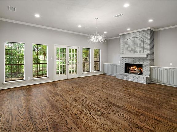 4th image of 2404 Forest Ct