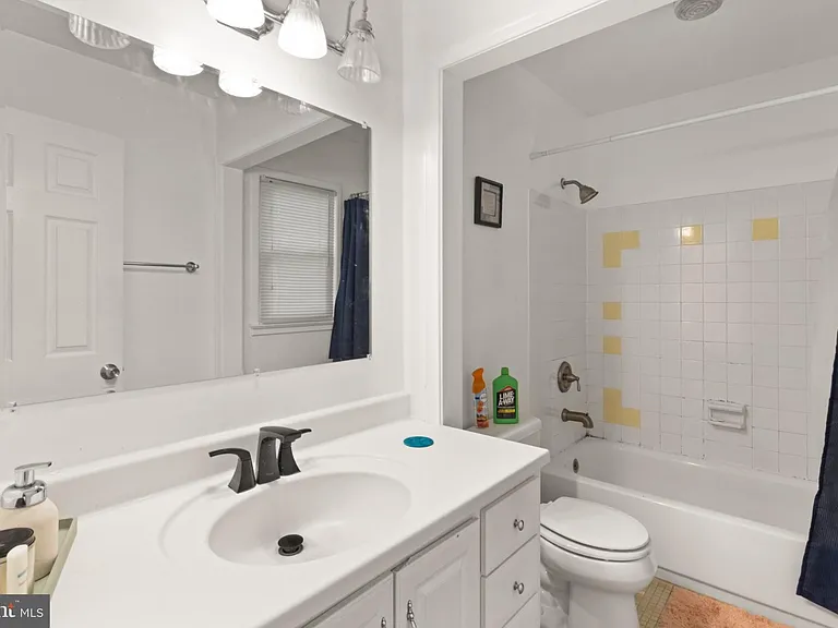 14815 Empire St — Photo 21