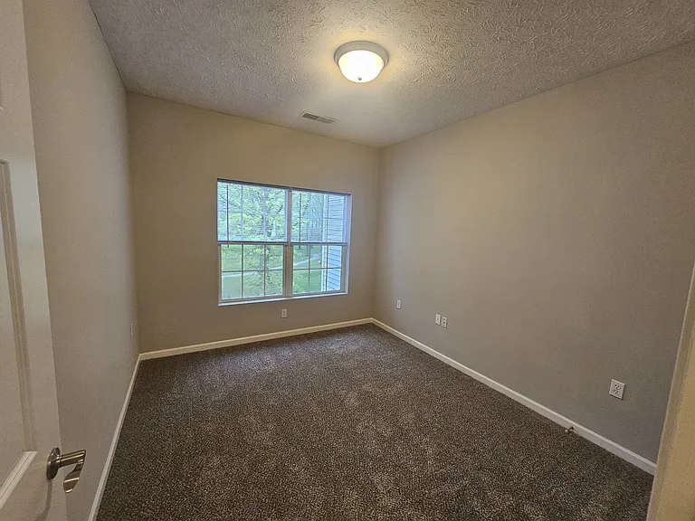 Aquamarine Apartments — Photo 82