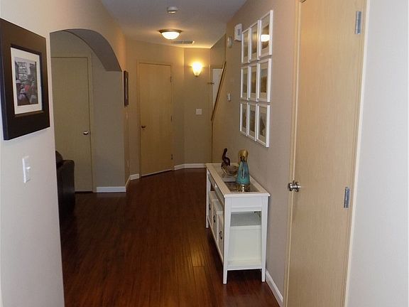 5th image of 17923 73rd Ave E