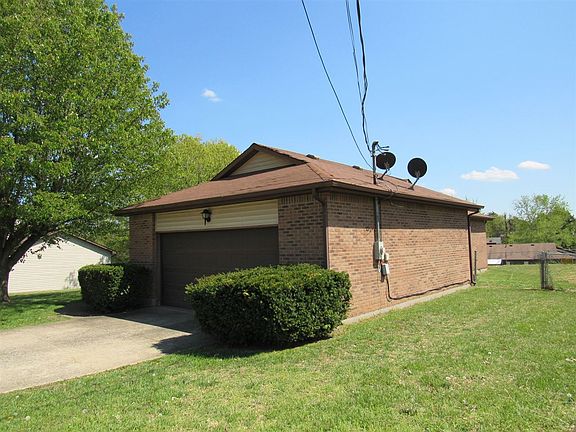 4th image of 550 Wilma Ave