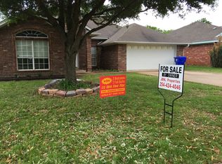 10800 Sierra West Dr, Woodway, TX 76712