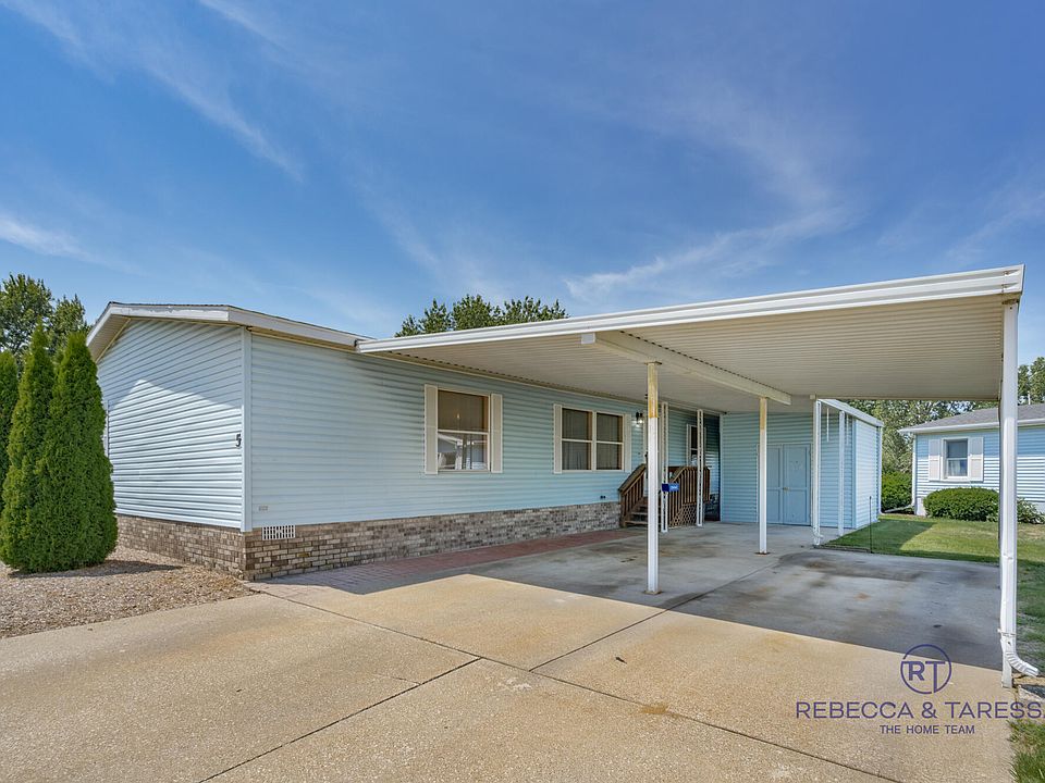 1st image of 155 E 48th St Lot 5