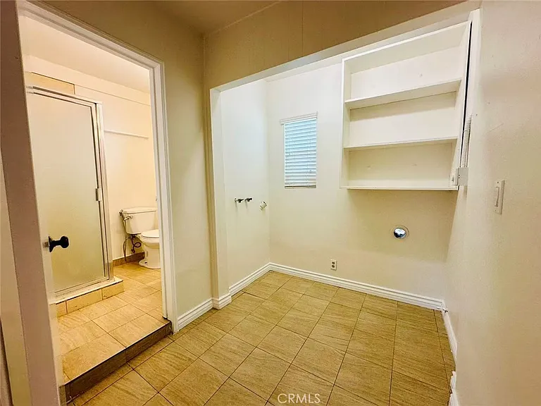 400 E Fernfield Dr — Photo 24