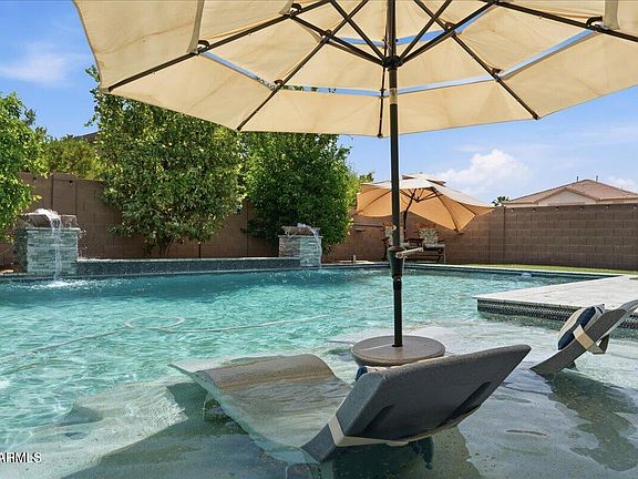 3rd image of 15125 W YUCATAN Drive