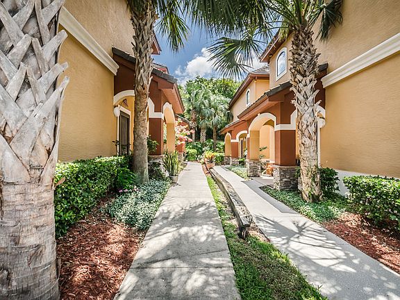 2nd image of 2265 Portofino Pl APT 2124