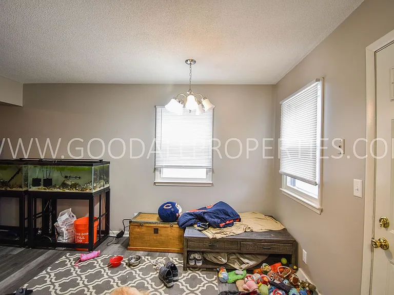 1932 E 29th St — Photo 4