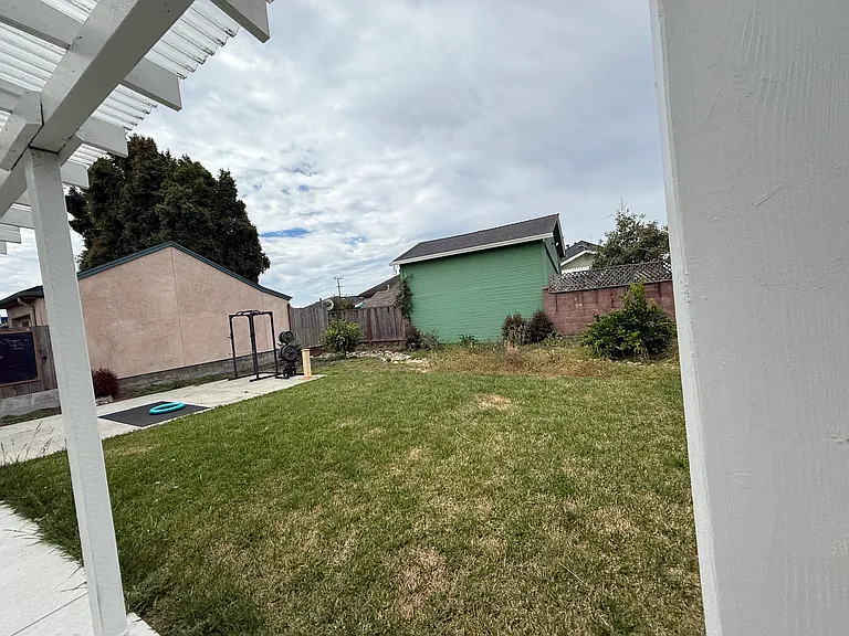 119 Berkshire Ave — Photo 11