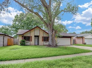 16806 Dutch Ridge Dr, Sugar Land, TX 77498