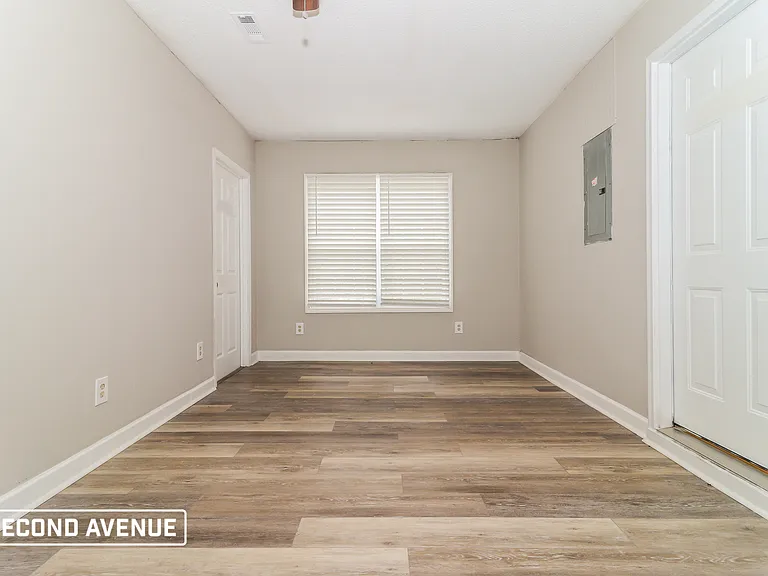 905 Woodwind Dr — Photo 5