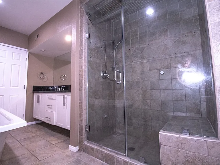 848 W Huntington Dr #28 — Photo 26