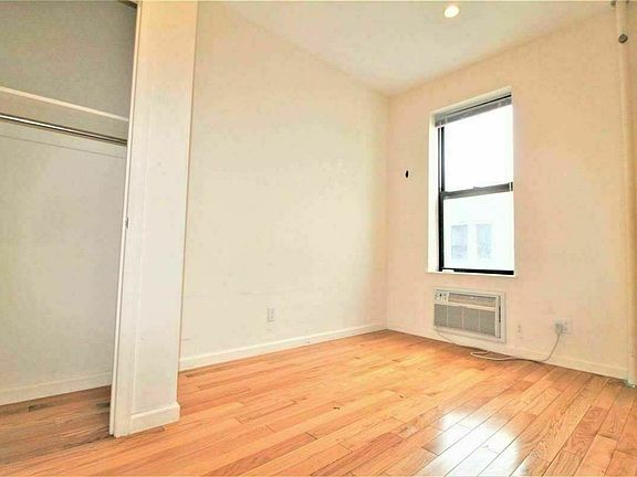 2nd image of 188 Wadsworth Ave APT 18