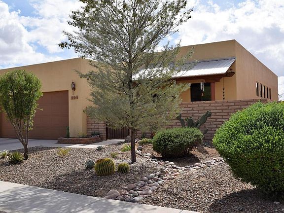 2nd image of 224 S Sycamore Creek Pl