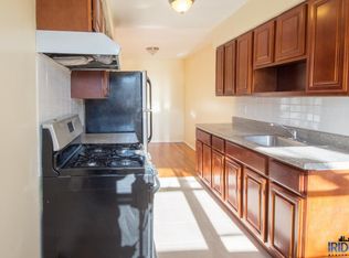 385 Park Ave APT C5, Orange, NJ 07050