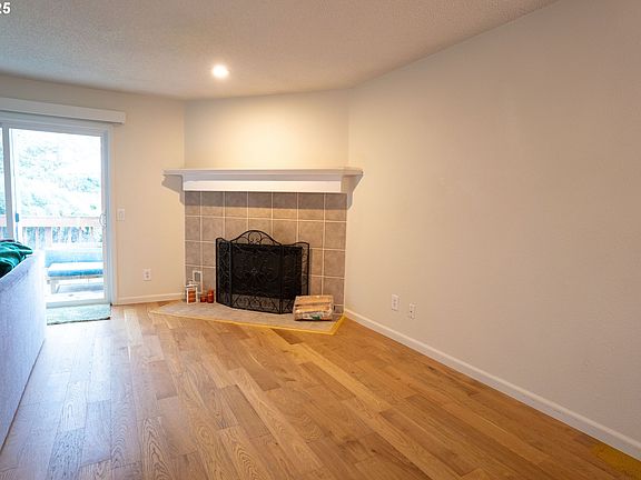 4th image of 10900 SW 76th Pl APT 54