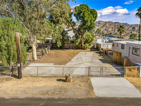 192 Tanglewood Ln, Bullhead City, AZ 86442