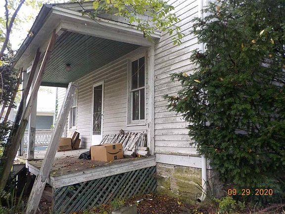 2nd image of 9596 Singers Glen Rd