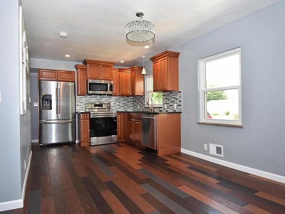 5th image of 2301 Nedra St