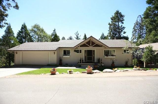 1st image of 673 Robin Dr