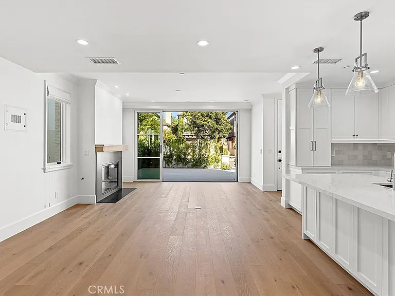 709 Marigold Ave — Photo 7