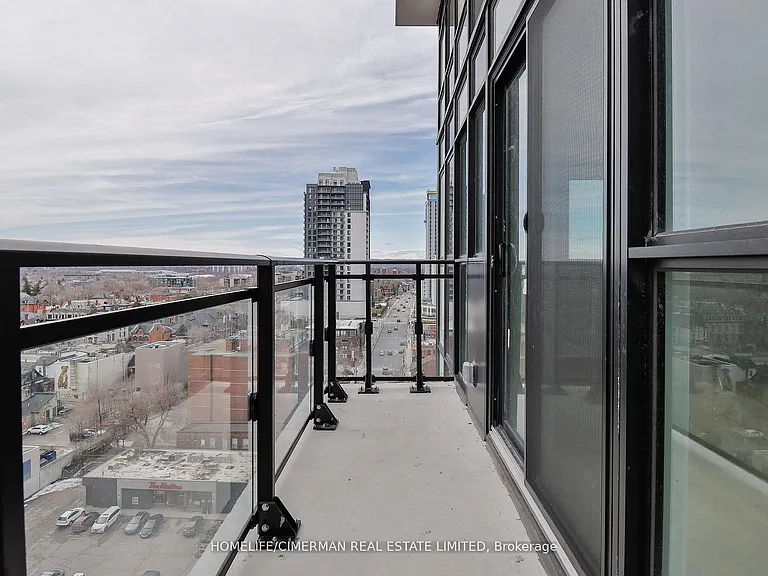206 King St W #Penthouse 1 — Photo 15