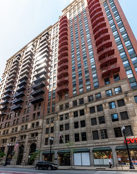 2nd image of 208 W Washington St APT 907
