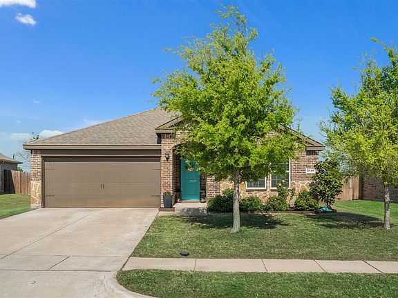 2nd image of 2410 Lupton St