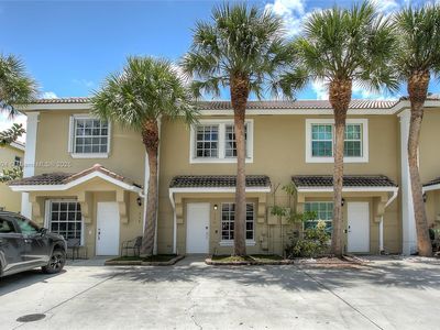 336 SW 121st Ter, Pembroke Pines, FL, 33025