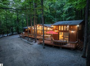 5811 E Village Dr, Bellaire, MI 49615