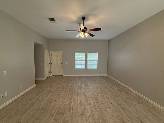 3rd image of 2502 Lerkim Cir
