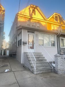 8933 85th Street, Jamaica, NY, 11421