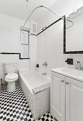 5th image of 57 W 106th St #2B