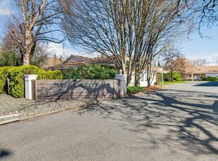 50 Anderton Ave #5, Courtenay, BC V9N 2G8