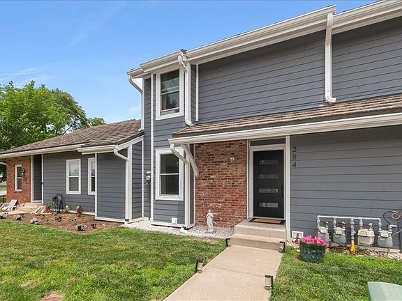 3rd image of 284 NE Bayview Dr