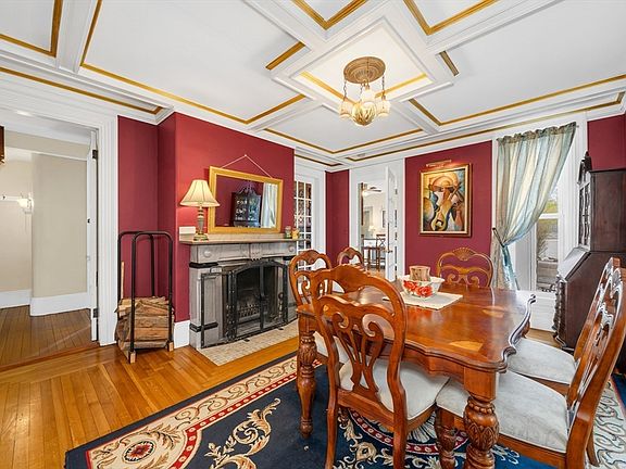 4th image of 47 Highland Ave