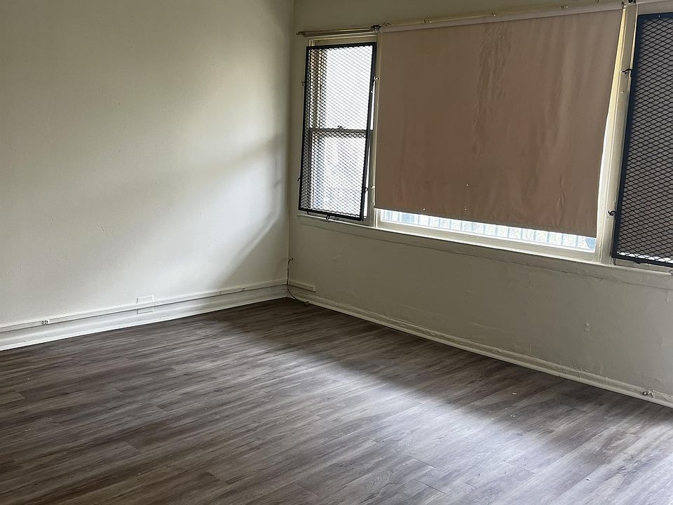 1st image of 1634 E 74th Pl #8