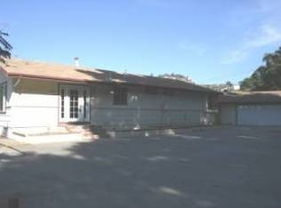 8825 Clearwater Rd, Fallbrook, CA 92028