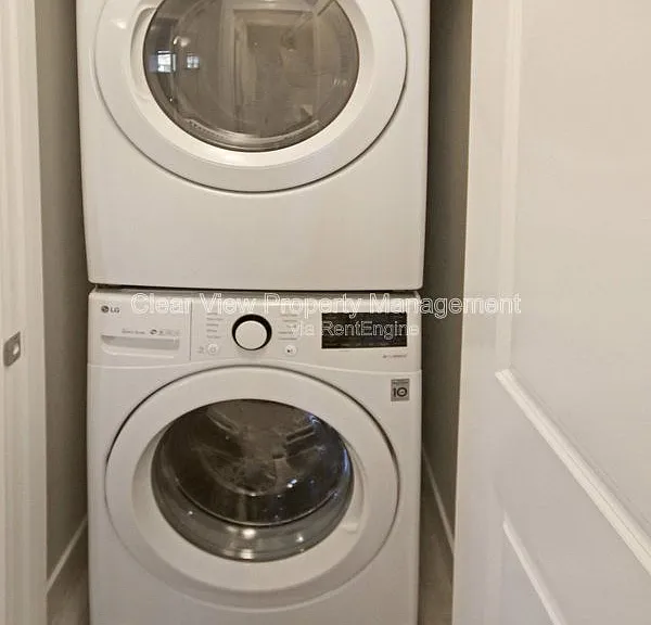 338 Skeena Cres W #LOWER LEVEL — Photo 24