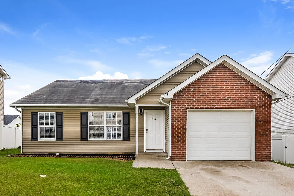 3 bed, 2.0 bath, 1145 sqft, $1,855 — Photo 1