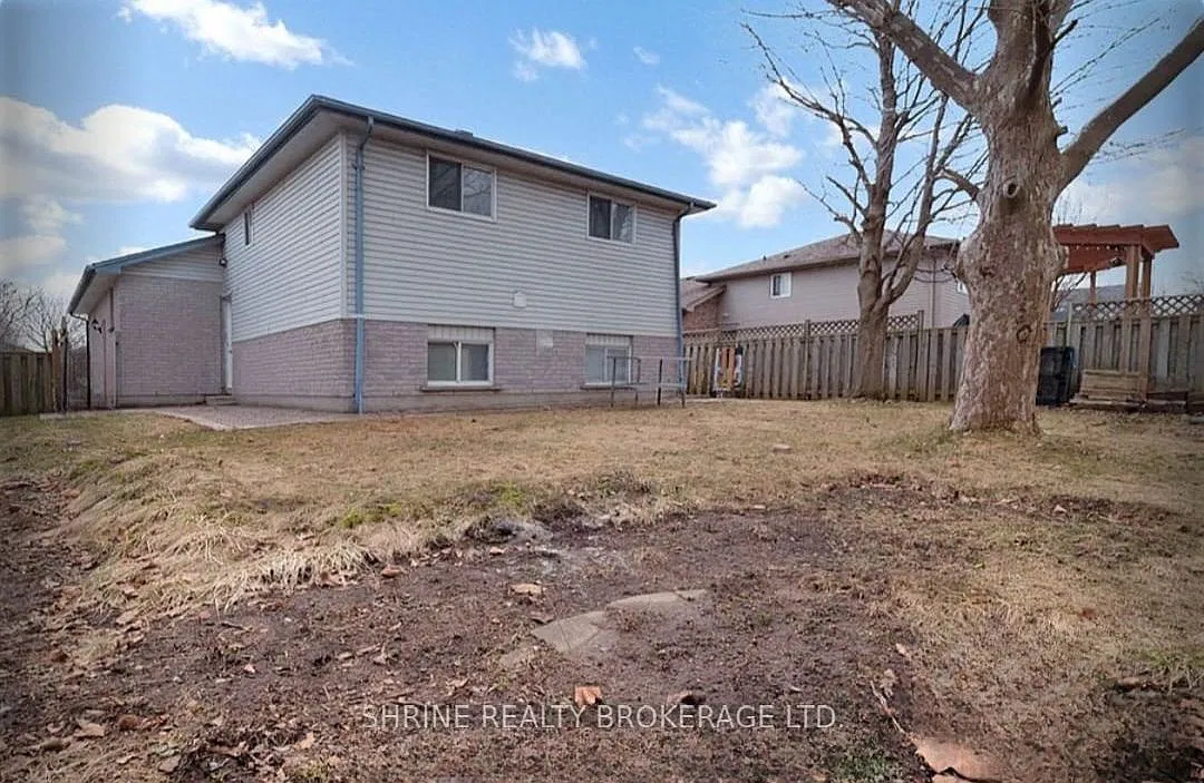 3 bed, $650 — Photo 2