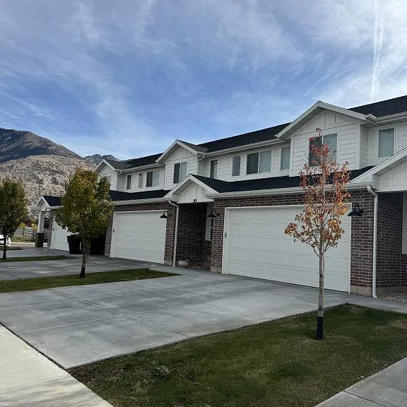 249 E 1500 N — Photo 2