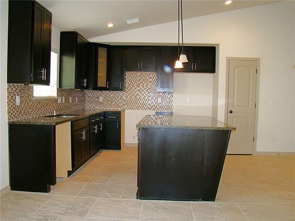 3rd image of 14901 Sunny Land Ave